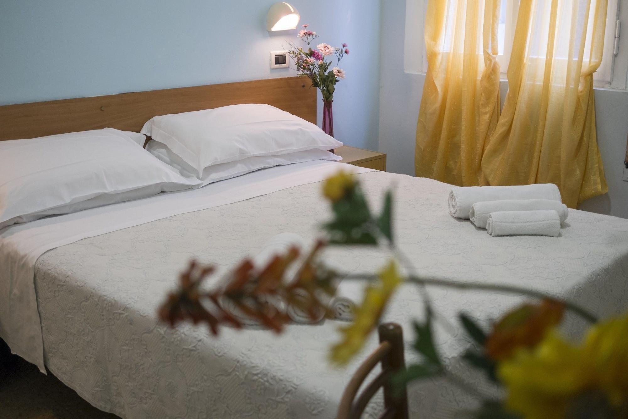 Hotel Eliseo リミニ エクステリア 写真