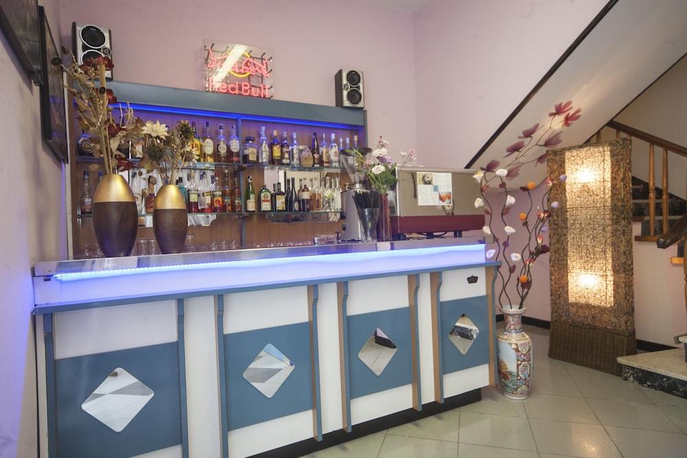 Hotel Eliseo リミニ エクステリア 写真