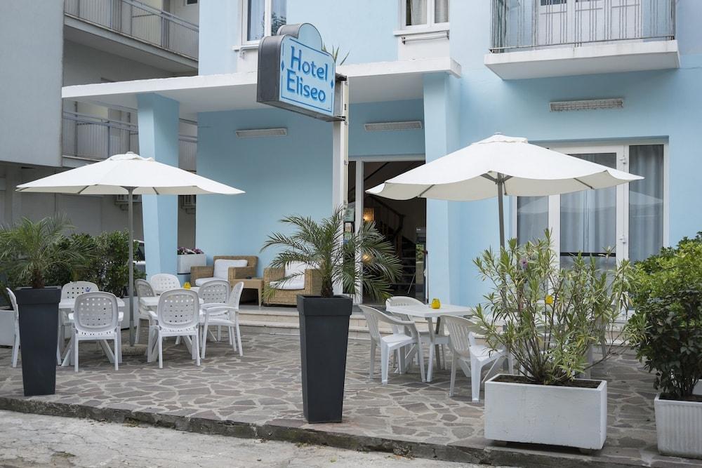 Hotel Eliseo リミニ エクステリア 写真