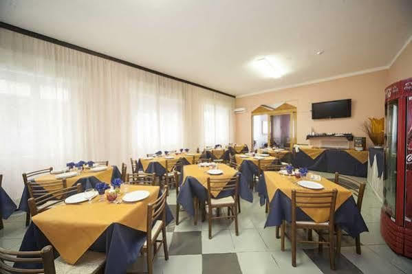 Hotel Eliseo リミニ エクステリア 写真